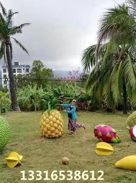 基地招牌标志菠萝蜜玻璃钢仿真榴莲香蕉山竹杨桃芒果雕塑卡通公仔