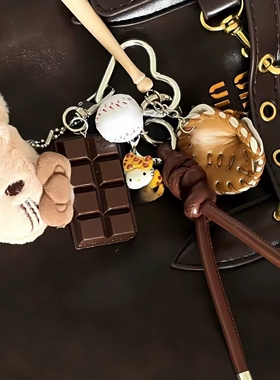 KittyKitty挂件黑巧克力KT豹纹