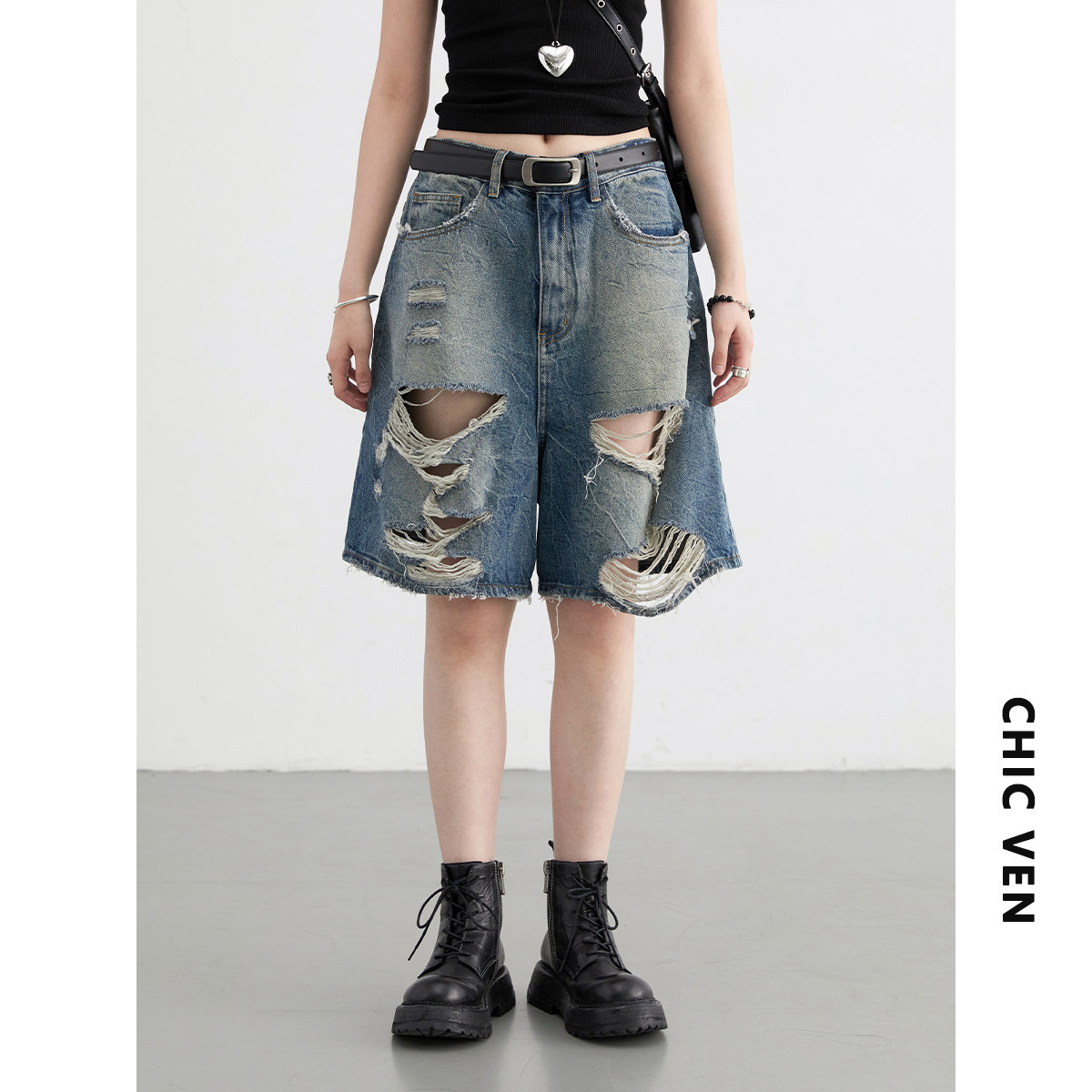 CV大码女装 2025夏季新款做旧破洞毛边牛仔短裤阔腿裤五分中裤女,淘宝优惠券,粉丝福利购,淘宝优惠卷