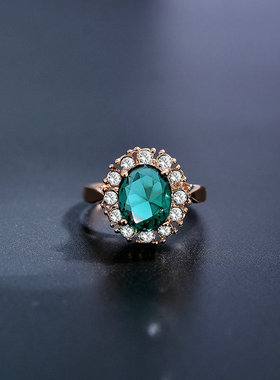 简约装饰欧美女人造绿宝石戒指