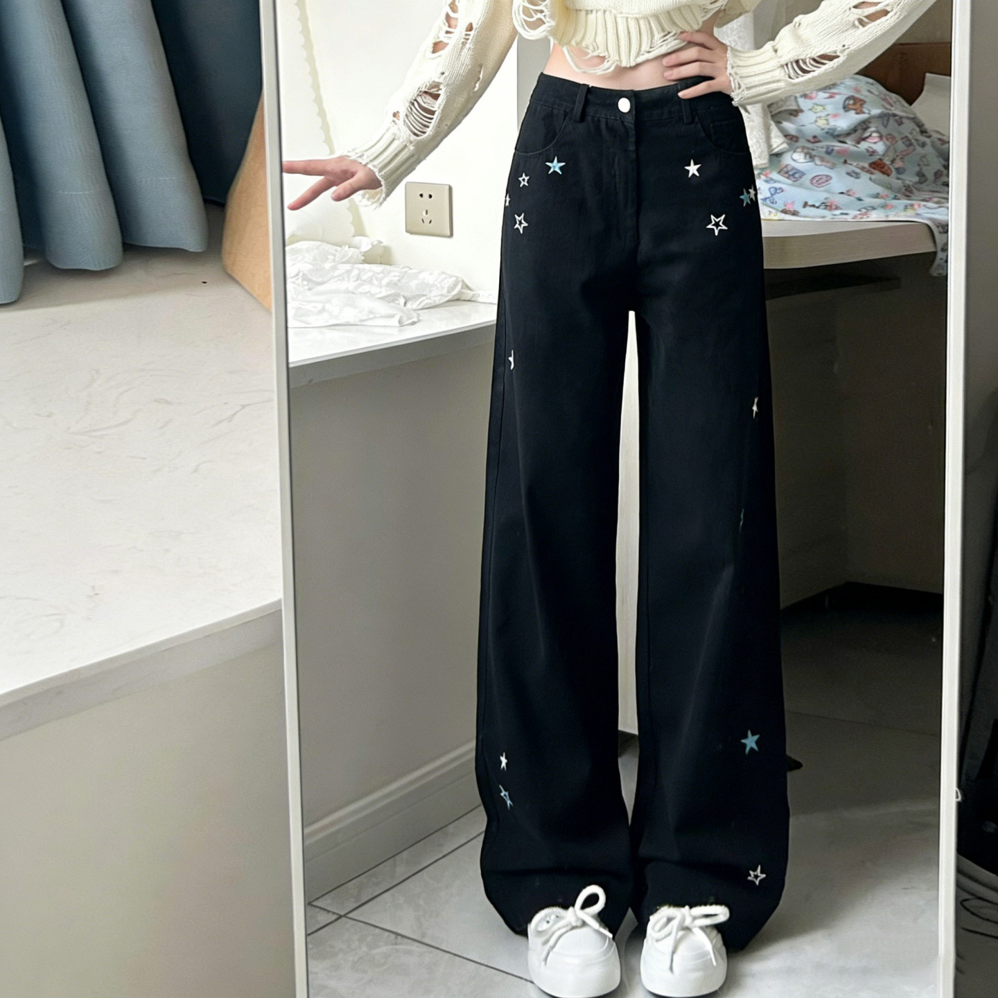 特大码女装胖mm黑色星星刺绣阔腿牛仔裤女高腰显瘦设计感直筒裤子,淘宝优惠券,粉丝福利购,淘宝优惠卷