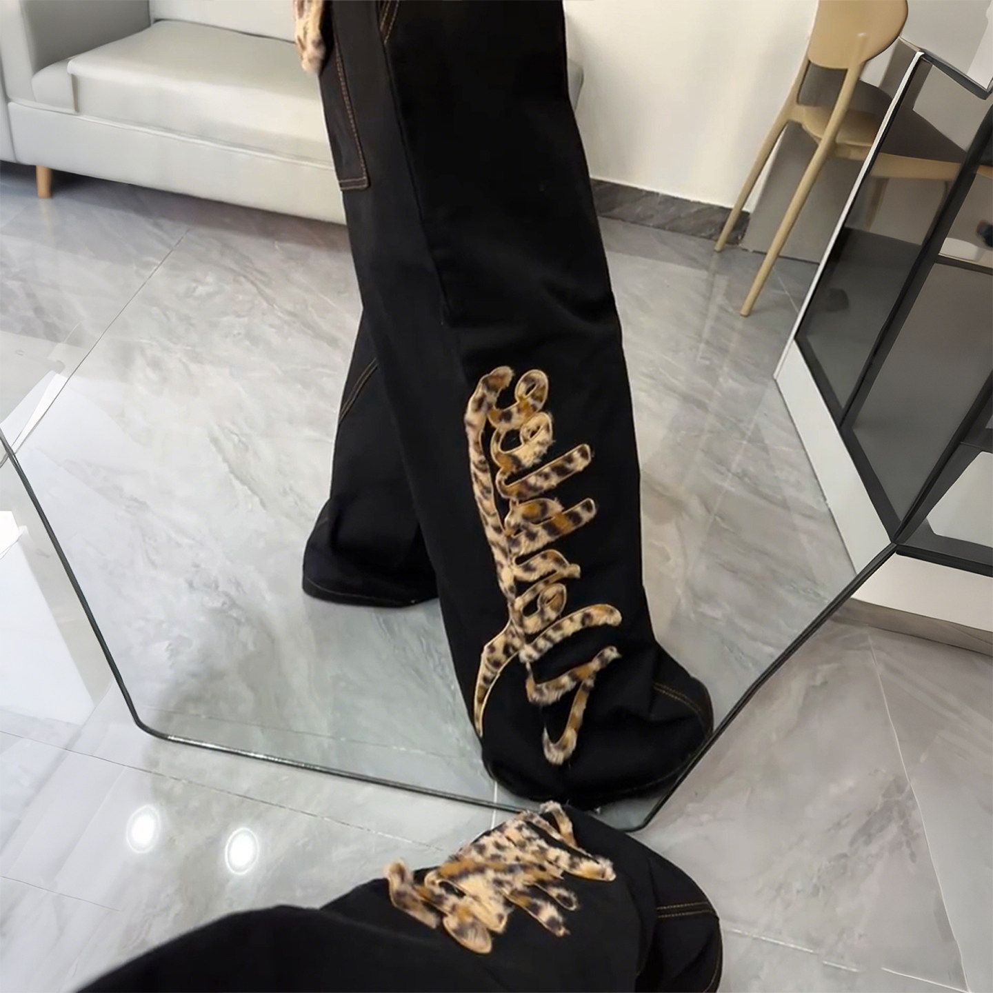 特大码女装胖mm豹纹刺绣黑色阔腿牛仔裤女梨型高腰显瘦百搭直筒裤,淘宝优惠券,粉丝福利购,淘宝优惠卷