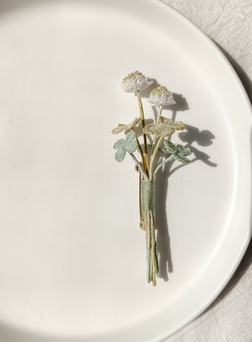 拈花记手作*微钩san叶草四叶草车轴草胸针
