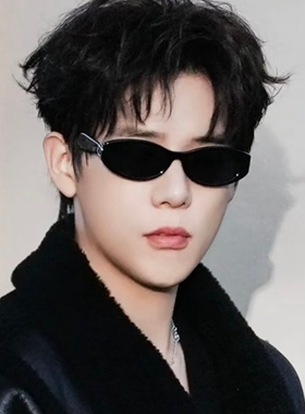 王安宇同款小框装饰猫眼黑色墨镜