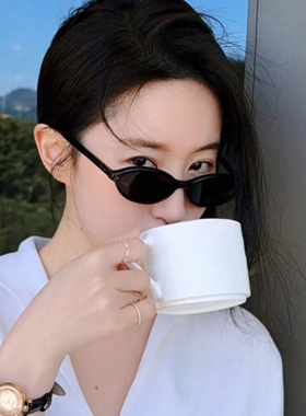 复古Y2K窄框猫眼黑框墨镜小脸女