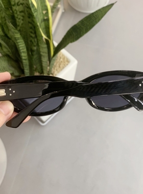 复古小框黑色辣妹猫眼墨镜男女
