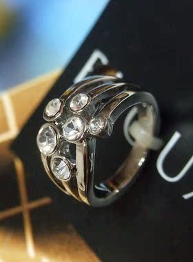 欧美风饰品镶嵌捷克钻戒指