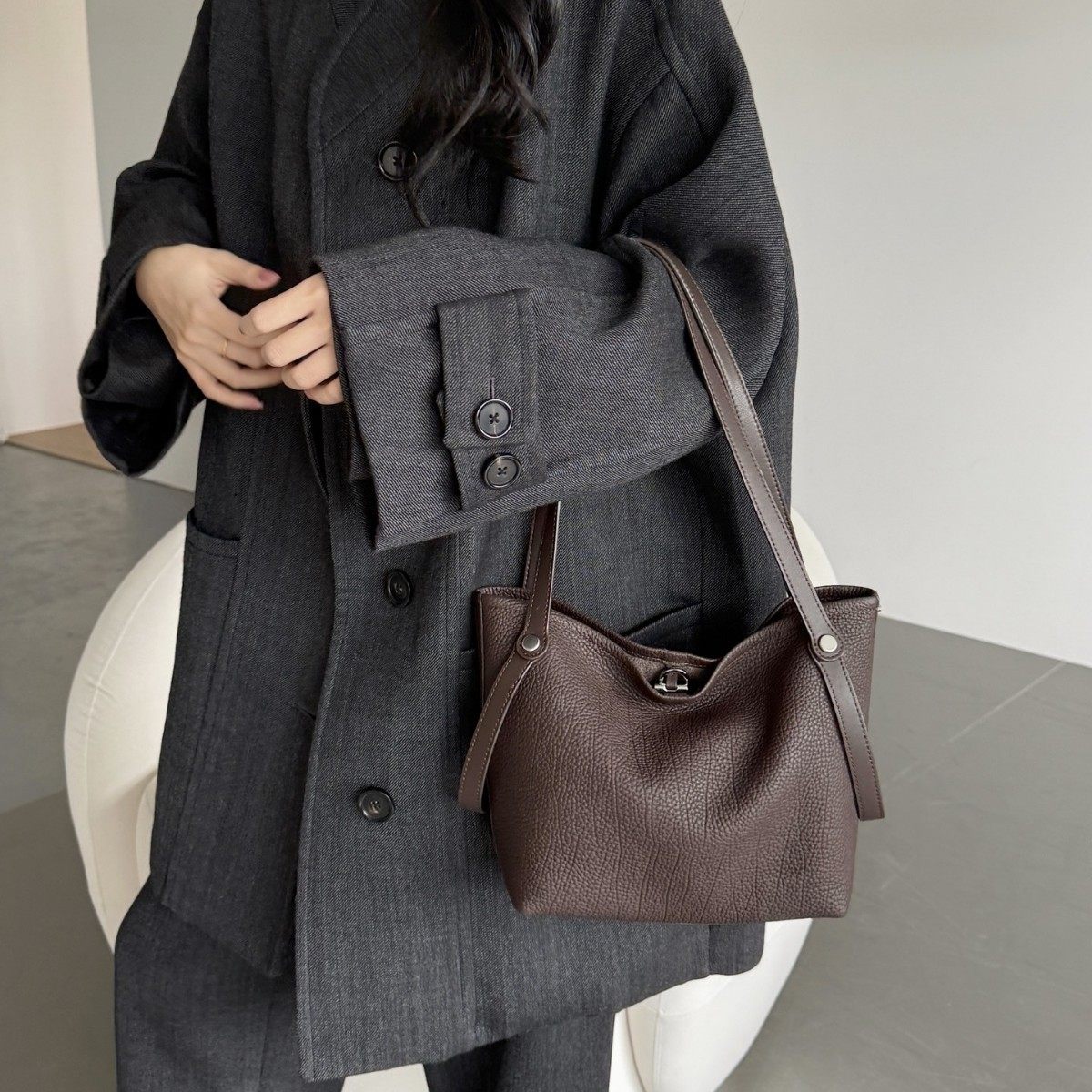 头层牛皮菜篮子大容量水桶包洋气托特包通勤单肩斜挎包真皮女包包,淘宝优惠券,粉丝福利购,淘宝优惠卷