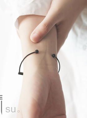 经典一字中性风不褪色原创手镯