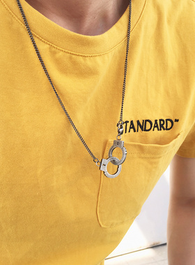 暗黑潮男ins小众风钛钢单身手链