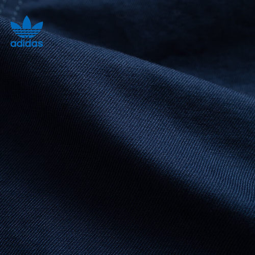 adidas阿迪达斯三叶草女子运动休闲短裤裤子KG8498 - 图2