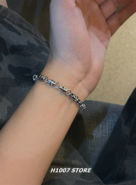 新款钛钢不掉色美式嘻哈风手链男款小众设计高级感手串女手饰配饰