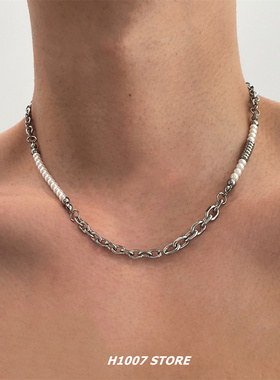 小众珍珠串珠拼接钛钢男款锁骨链女生项链高级百搭设计毛衣链新款
