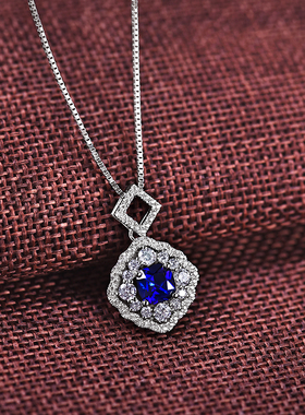 纯银吊坠镀白金蓝宝石项链