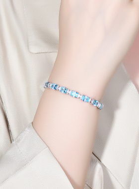 蕾丝纯银镶嵌原创女式海蓝宝石