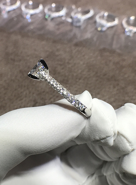 克拉公主方形钻石戒指轻奢订婚