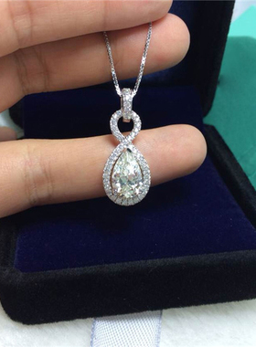 2克拉仿钻石短款8字形锁骨链吊坠