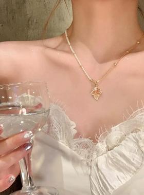 合金亚克力项链 枫叶珠珠项链女秋冬毛衣链轻奢小众高级百搭项链
