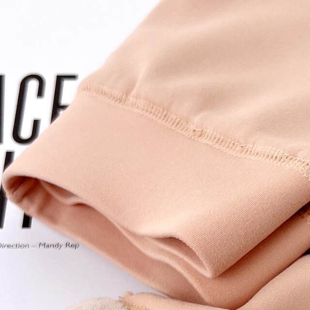 Children's flesh-colored leggings plus velvet, autumn and winter girls' nine-point pants without feet, one-piece velvet thermal pants for girls, dancing pants