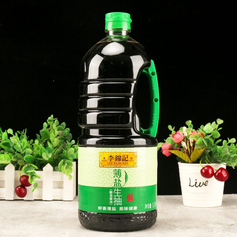 李锦记薄盐生抽1.75L大瓶1750ml凉拌点蘸凉面炒菜家庭装酿造酱油-图0