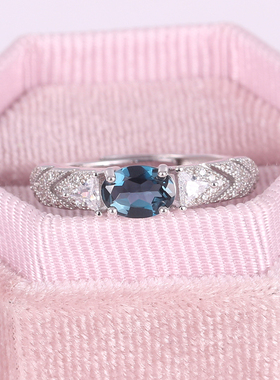 伦敦蓝女银镀金时尚镶嵌彩宝戒指