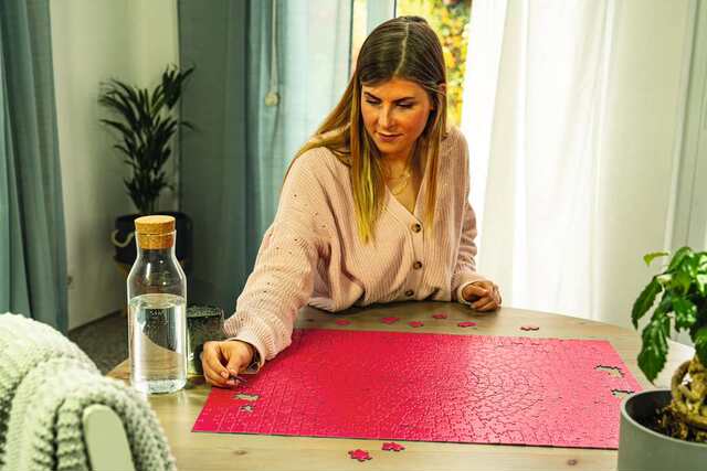 Framing tool bag with permanent detachable scraper imported