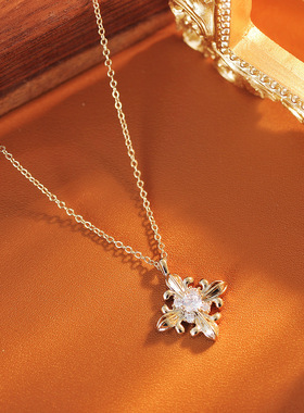 轻奢鸢尾花项链手链高级感极简锁骨链手串小众设计感气质百搭饰品