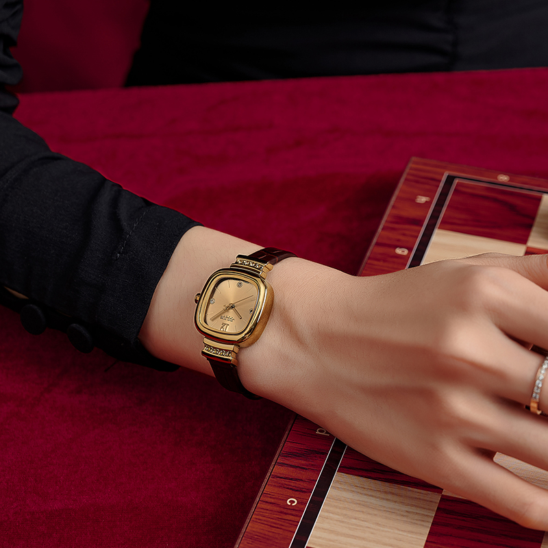 聚利时正品女士复古简约气质方糖 julius聚利时盈硕日韩腕表