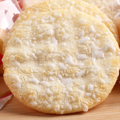旺旺大礼包雪饼仙贝大米饼休闲解馋零食品送儿童礼物小吃整箱批发 - 图2