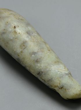 古玉挂坠手把件棒槌形牛鼻孔新石器时代挂件项饰古董收藏老玉放漏