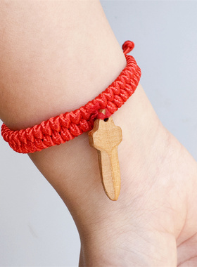 新生婴儿红绳桃木十二生肖男女宝宝桃篮手串女士手链儿童马桃核