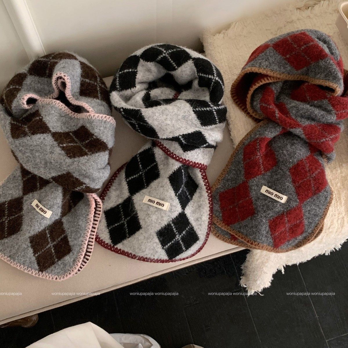 学院风菱形格波点围巾含羊毛围脖仿羊绒锁边撞色秋冬季保暖披肩女,淘宝优惠券,粉丝福利购,淘宝优惠卷