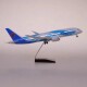 Boeing 787 China Southern Airlines passenger aircraft model with lights simulation aircraft with wheels China Southern Airlines civil aviation static aircraft model