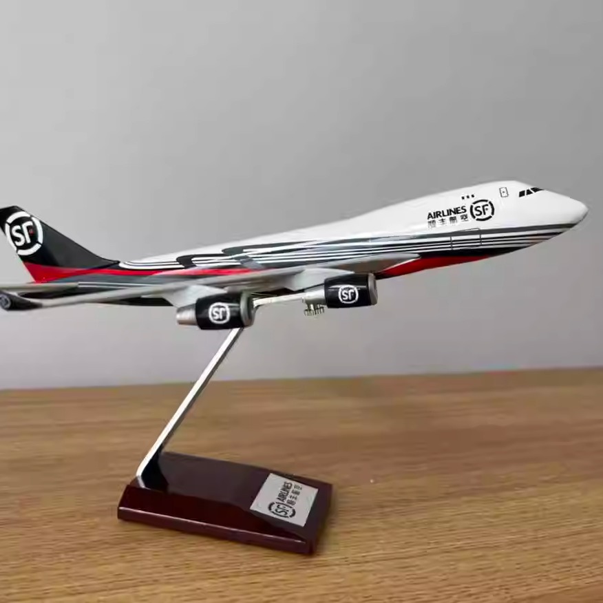 顺丰飞机模型顺丰航空波音747货机1:300顺丰员工礼盒正版仿真23cm - 图0