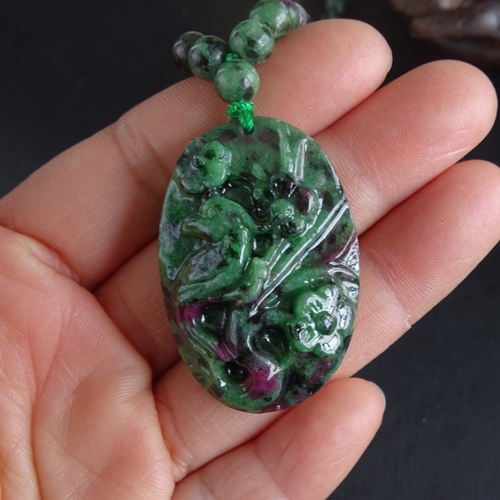 千蕊天然红绿宝雕刻吊坠小号毛衣链 千蕊饰品项坠/吊坠