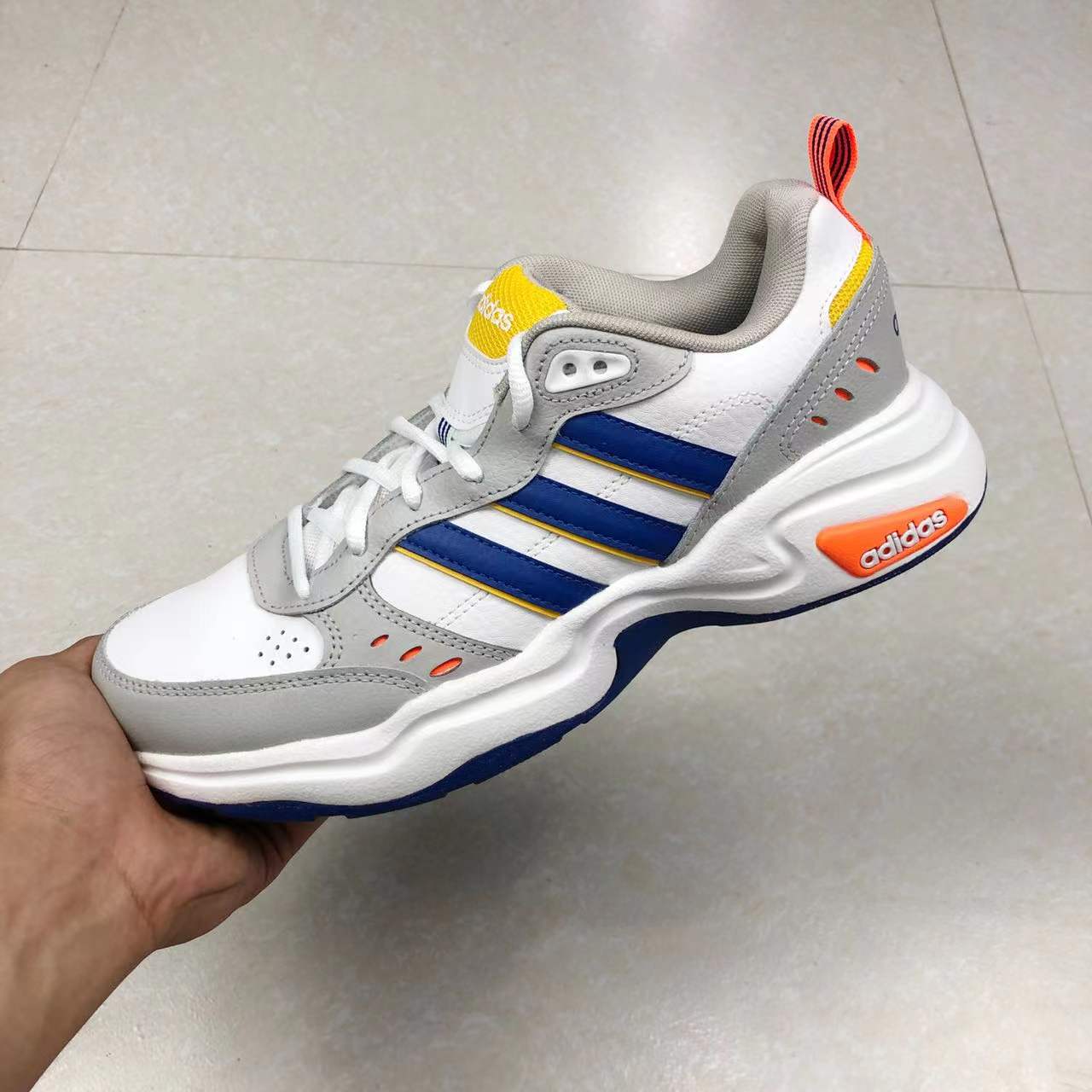 adidas阿迪达斯男鞋STRUTTER透气复古老爹鞋缓震跑步休闲鞋FZ0660 - 图2