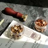 Огненная лак уплотнение уплотнение восковое зерно смешанное цветовое приглашения приглашения приглашения приглашения запечатывание восковой краски ретро краска краска Восковой зерно.