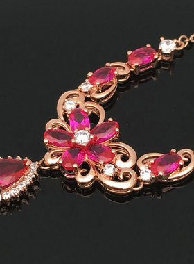 俄罗斯585紫金锁骨链镀14K玫瑰金时尚潮流红宝石精致花朵水滴项链