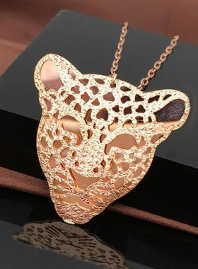 俄罗斯585紫金大豹头吊坠女精致简约奢华时尚镀18K彩金百搭锁骨链