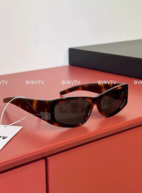 彰显酷飒时尚感～26s新款金属字母复古猫眼太阳镜 墨镜男女