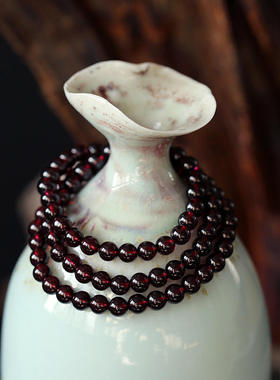 天然石榴石手链绕三圈 紫牙乌石榴石手链 玉石款女人时尚