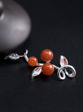 《秋阳鲜亮》新中式s925银藤蔓叶子南红玛瑙浆果手工毛衣项链吊坠