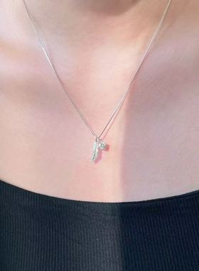 秦彻羽毛项链女高级感恋与深空锁骨链闺蜜生日礼物