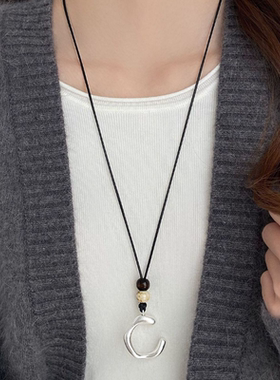 简约时尚皮绳项链春季女百搭气质高级感轻奢小众配饰女