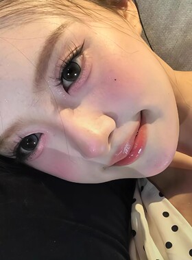 一颗草莓跳跳糖！爆闪单色眼影桃花粉春夏嫩妹韩女卧蚕粉亮晶晶