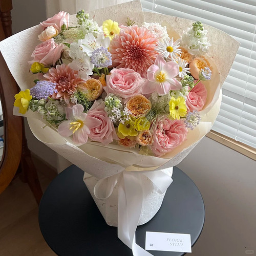 繁花阁送老婆奶油桃子大丽花仙子之吻蔷薇吸染鲜花速递北京花 - 图0