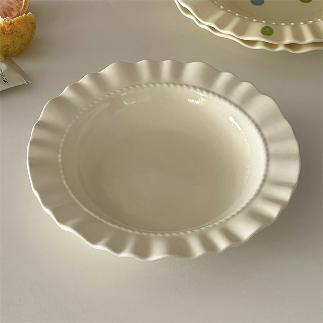 Ins style milky yellow color polka dot ceramic lace plate fruit pasta plate dormitory household underglaze colored tableware