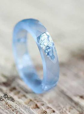 狮心兔透明蓝银箔树脂半透明戒指