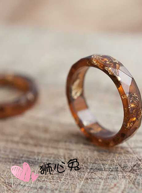 狮心兔赤褐色金箔片面刻面戒指