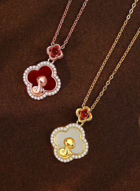 2025蛇年本命年项链女纯银配饰新款红色中国风四叶草红玛瑙锁骨链